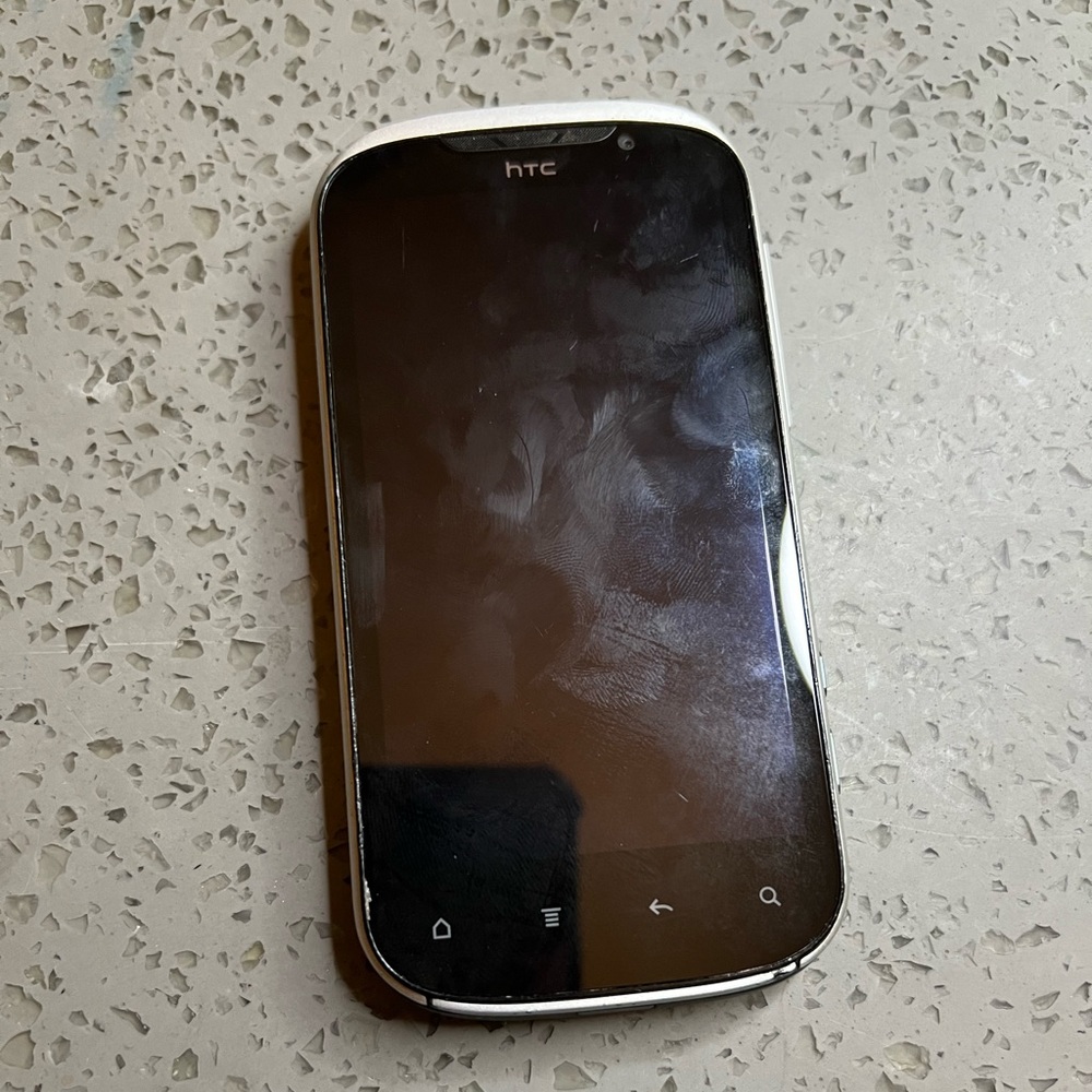 HTC Phone (Non-Functional)